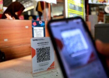 Ancaman Baru di Balik Kode QR untuk Pengurasan Rekening. Penggunaan QR code sebagai alat transaksi telah menjadi umum dalam
