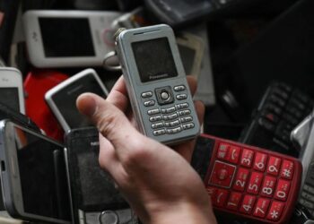 Cara Mudah dan Cepat: Cek Nomor HP Tak Dikenal Pakai Laptop