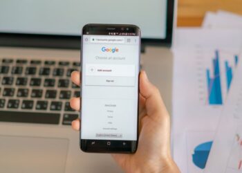 Misteri Iklan yang Muncul: Apakah HP Kita Bisa Mendengar?