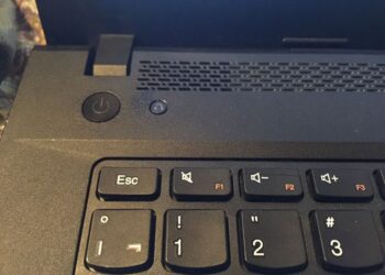 Tips Bersihkan Speaker Laptop untuk Hasil Suara Maksimal