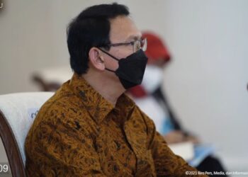 Ahok Sebut Gibran Tak Kerja, Netizen Ramai Komentar Begini