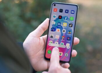 Begini Mengatasi Layar HP yang Tidak Responsif