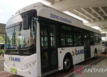 DAMRI Kembali Hadirkan Layanan Bus Listrik untuk Kurangi Polusi
