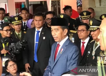 Jokowi Bantah Isu Politik Terkait Kenaikan Pangkat Prabowo