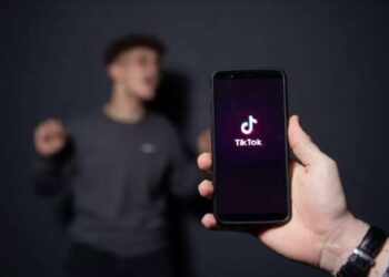 Mengapa Generasi Z Terpengaruh oleh Berita Ngasal dari TikTok