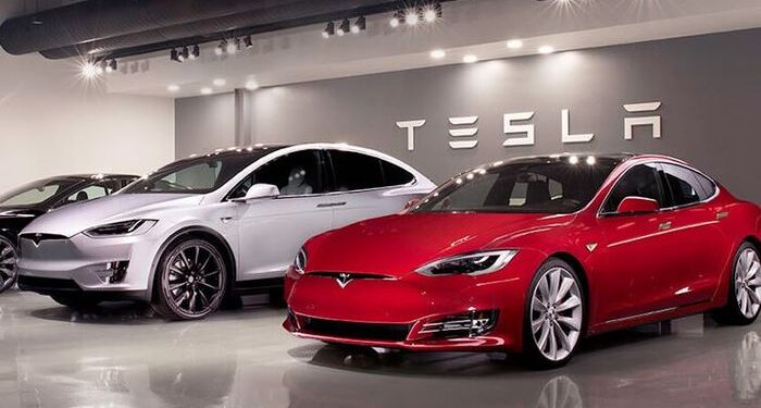 Mengapa Mobil Tesla Mahal: Memahami Faktor Penyebab