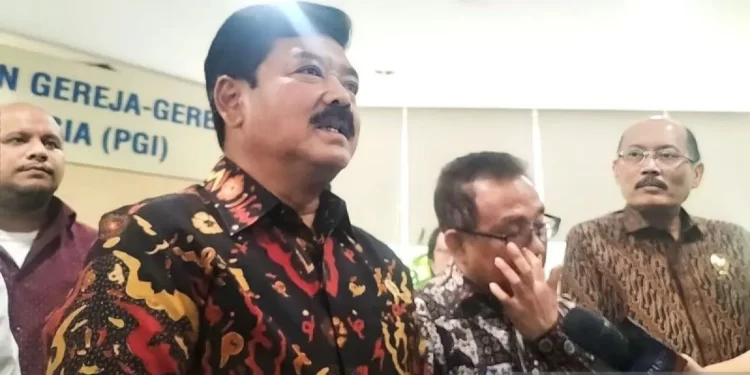 Menko Hadi: Penyematan Pangkat Prabowo Sesuai Proses
