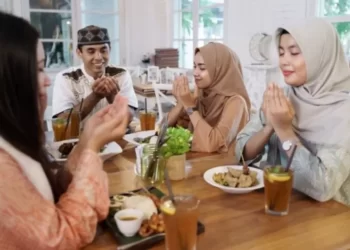 Berpuasa dan Sukses Menurunkan Berat Badan Menurut Dokter
