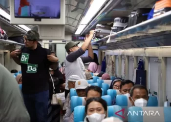 KAI Buka Tiket Kereta Api Tambahan untuk Lebaran 2024