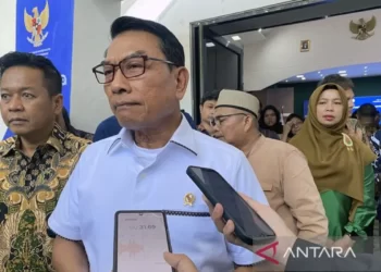Prabowo Subianto Dapat Bintang Emas dari Jokowi? Buat Apa