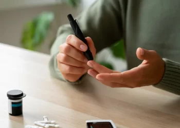 Tanda-tanda Tubuh Kelebihan Gula yang Tak Boleh Diabaikan