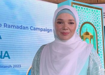 Dewi Sandra Kena Hujat Netizen Karena Suami Sandra Dewi