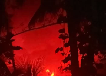 Gunung Ruang Erupsi: Status Awas Level IV di Pulau Ruang