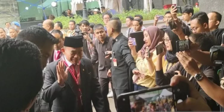 Menteri Hadir di Sidang MK: Menegakkan Keadilan