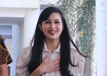 Skandal Uang Tunai Rp76 Miliar di Rumah Sandra Dewi