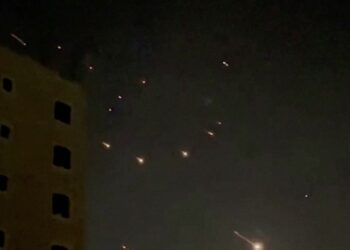 Warganet Panik: Serangan Iran ke Israel Picu Perang Dunia III