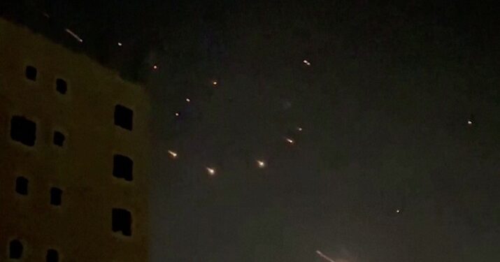 Warganet Panik: Serangan Iran ke Israel Picu Perang Dunia III