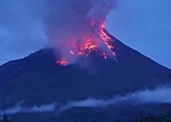 Gunung Ruang dan Awu di Sulawesi Utara Berpotensi Erupsi