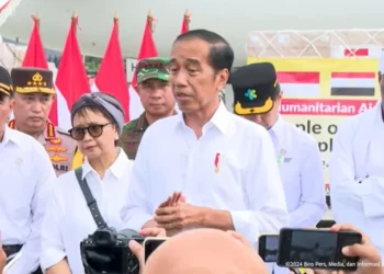 Presiden Jokowi Bantah Niat Merebut Posisi Ketua Umum PDIP