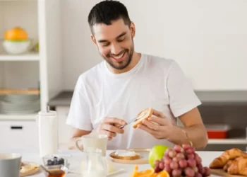 Sebaiknya Agar Semangat Kerja, Sarapan dengan Apa?