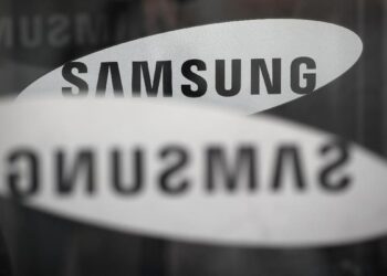 Dua Karyawan Terpapar Radiasi Produksi Chip Samsung