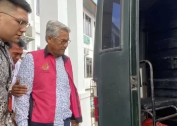 Mantan Bupati Kuansing Ditahan Terkait Kasus Dugaan Korupsi