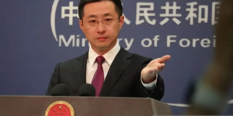 China Serukan Israel Hentikan Serangan di Gaza