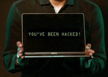 Raja Hacker Terbesar China Akhirnya Ditangkap di Singapura