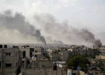 Dunia Bersuara: Mendesak Israel Hentikan Serangan ke Gaza