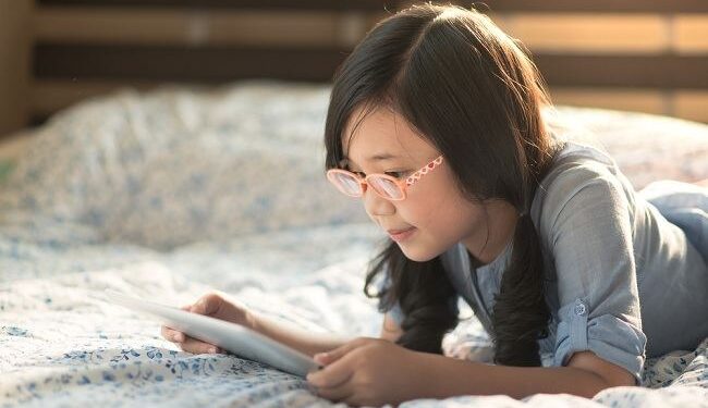Bahaya Media Sosial untuk Anak Tanpa Pengawasan Orang Tua