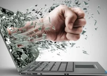 Cyberbullying: Luka di Era Digital dan Fenomena Netizen Indonesia