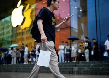 Pria Inggris Gugat Apple Rp 103 Miliar Karena Ketahuan Selingkuh