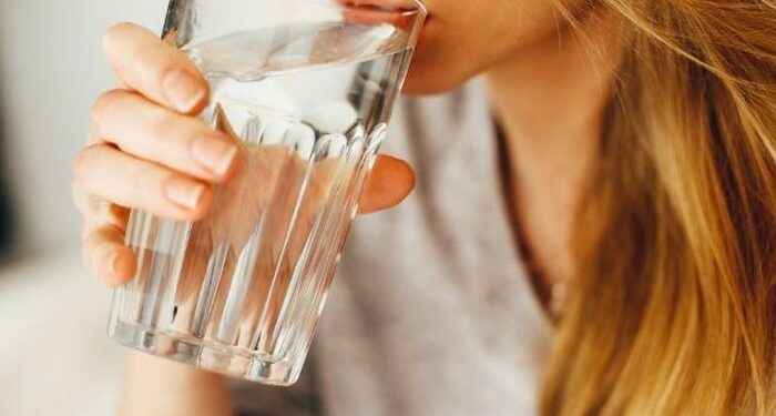 Konsekuensi dari Diet Ekstrim Hanya Air Putih