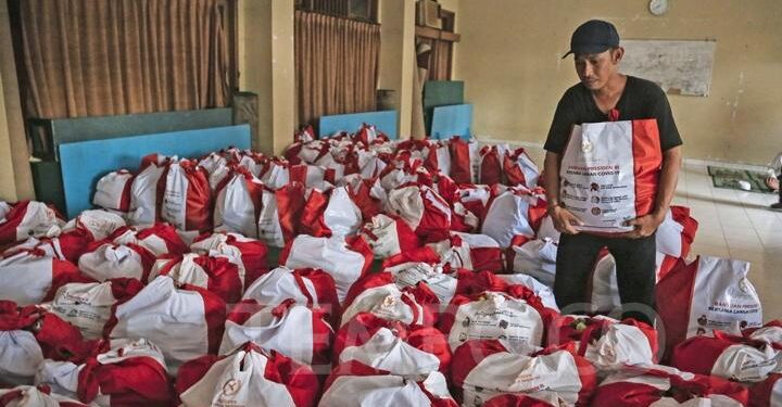 Korupsi Bansos Jokowi Capai Rp900 M: Kerugian Negara Rp250 M