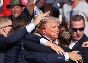 Ekspresi Donald Trump: Insiden Penembakan di Pennsylvania