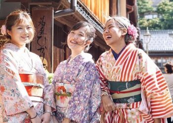 Jepang Wajibkan Warganya Tertawa Sehari Sekali