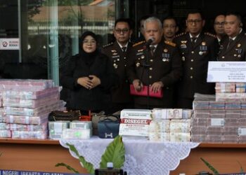 Barang Bukti Miliaran Rupiah dalam Kasus Korupsi IUP Timah